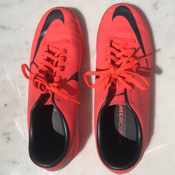 Nike Mercurial Victory Indoor Soccer Shoes - Picture 7 of 8